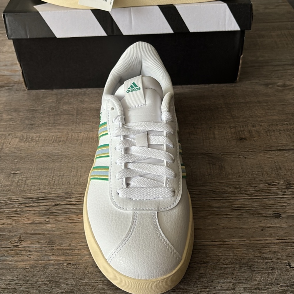 NWT Adidas Women's VL Court 3.0 Shoes - JQ7313 - Picture 8 of 14